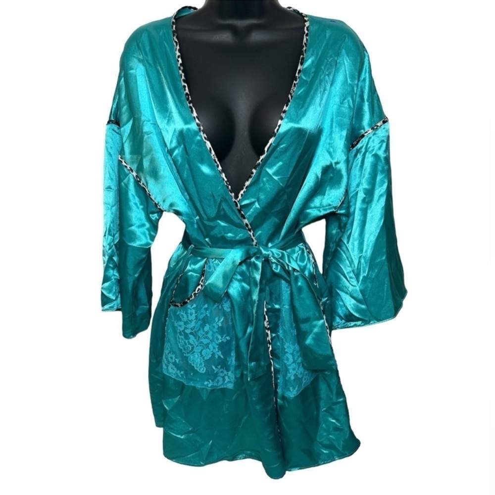 Victoria's Secret Very Sexy Women's Sz Small/Medium Teal Color Leopard Trim Robe